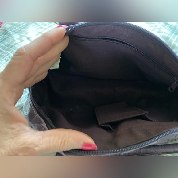 Lavender handbag/like new - Picture 4 of 5